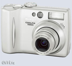 Цифровая фотокамера Nikon Coolpix 5900