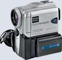 Цифровая видеокамера Sony DCR-PC101E